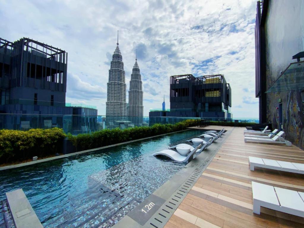 Star Holiday Sky Pool Klcc Kuala Lumpur Ngoại thất bức ảnh