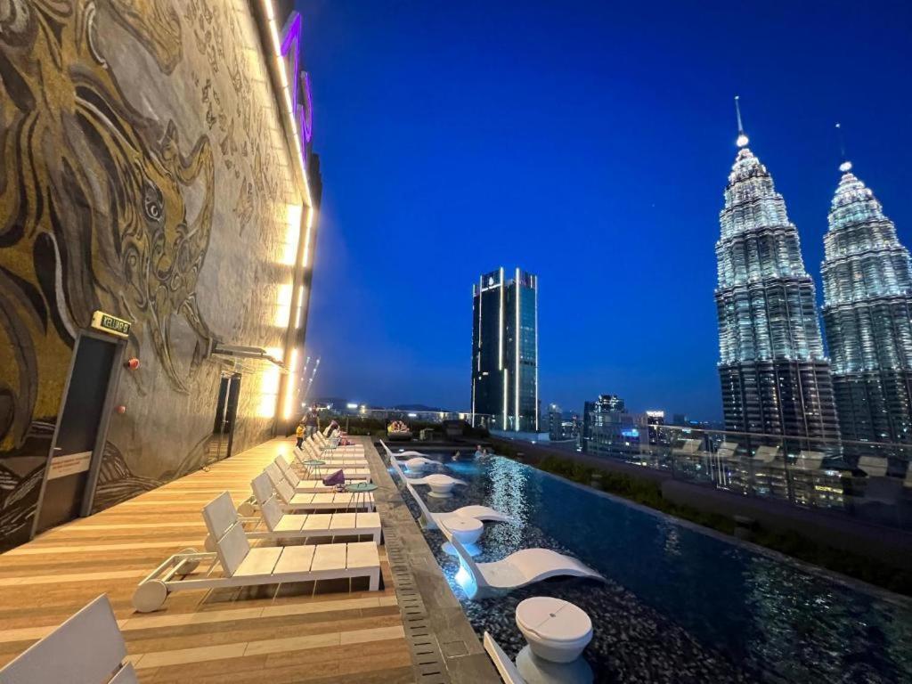 Star Holiday Sky Pool Klcc Kuala Lumpur Ngoại thất bức ảnh