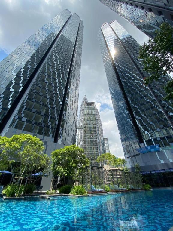 Star Holiday Sky Pool Klcc Kuala Lumpur Ngoại thất bức ảnh