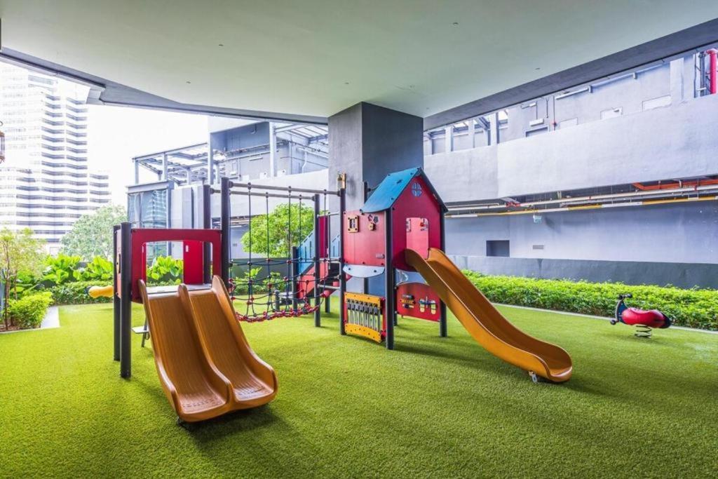 Star Holiday Sky Pool Klcc Kuala Lumpur Ngoại thất bức ảnh