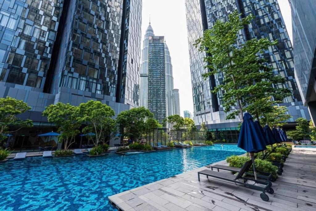 Star Holiday Sky Pool Klcc Kuala Lumpur Ngoại thất bức ảnh